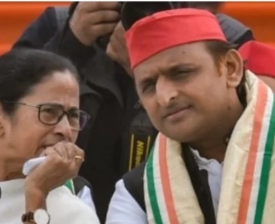 'একাই লড়ে যাবেন, জিতবেন আর---', ভোটের ফলাফলের আগেই মমতাকে নিয়ে কী বার্তা অখিলেশের