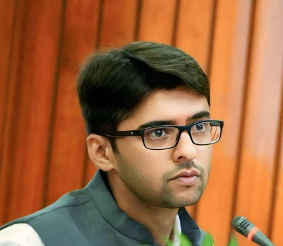 ಚಿತ್ರದುರ್ಗ : 'ಗ್ರಾಮ-ಫೋನ್' ಉಚಿತ ಸಹಾಯವಾಣಿ: ಗ್ರಾಮೀಣ ಜನರ ಕುಂದು ಕೊರತೆಗಳಿಗೆ ತಕ್ಷಣದ ಸ್ಪಂದನೆ