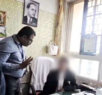 CORRUPTION: ಅತ್ಯಾ*ಚಾರ ಕೇಸ್ನಲ್ಲಿ ಆಕ್ಷೇಪಣೆ ಸಲ್ಲಿಕೆಗೆ ಲಂಚಕ್ಕೆ ಬೇಡಿಕೆ ಆರೋಪ, ಲೋಕಾ ಬಲೆಗೆ ಬಿದ್ದ ಸರ್ಕಾರಿ ವಕೀಲೆ!