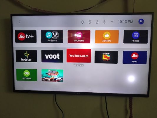Jio 4k Set Top Box Enjoy More Than 150 Channels Without Tv Cable Connection Know More Laughingcolours English Dailyhunt