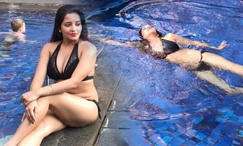 Monalisa Bikini Photos / मोनालिसा ने ब्लैक बिकिनी में पूल में लगाई आग -  Haribhoomi | DailyHunt