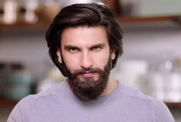 Ranveer Singh Is The Owner Of Such Crores Of Property Click Here To Know News Crab Dailyhunt A picture of ranveer hugging his friend and vj pia trivedi has surfaced on the but it's his shoulder length hair that has grabbed maximum eyeballs. ranveer singh is the owner of such