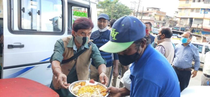 Tea Tribe Community Attend Holistic Leadership Development Programme For North East The Sentinel Dailyhunt