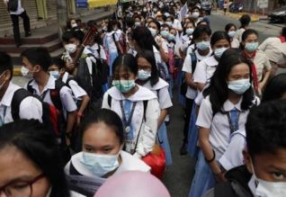 தடுப்பு மருந்து கண்டறியும் வரை பள்ளி திறப்பு இல்லை: பிலிப்பைன்ஸ் அதிரடி