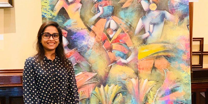 Meet Businesswoman Turned Artist Swati Pasari Who Paints To Spread Happiness Yourstory Dailyhunt