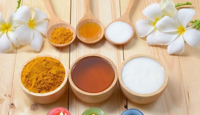 5 Best Rice Flour Face Packs For Skin Whitening Lifeberrys English Dailyhunt Honey works as a natural scrub, it also softens the face skin. 5 best rice flour face packs for skin