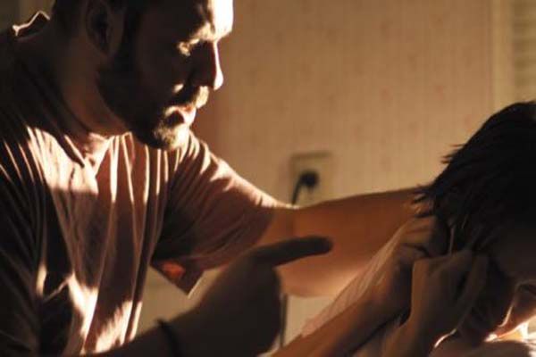 ट्यूशन के बहाने प्रोफेसर ने लूटी छात्रा की अस्मत, जब वो हुई प्रेगनेंट तो  दिया ये झांसा - Girls Globe Hindi | DailyHunt