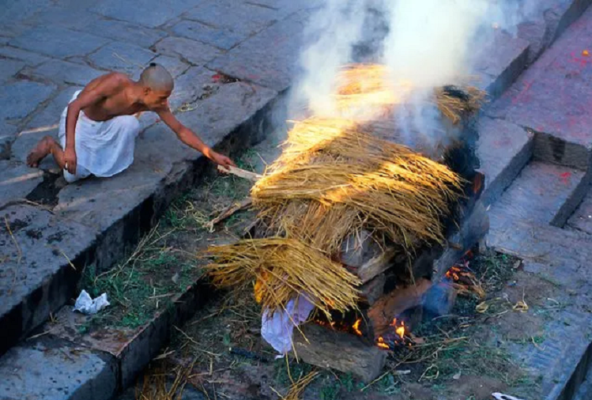 मृत्यु के बाद मृतक शरीर को लोग क्यों जल्द से जल्द जला देना चाहते हैं; कारण जान रह जाएंगे हैरान - Journal India | DailyHunt
