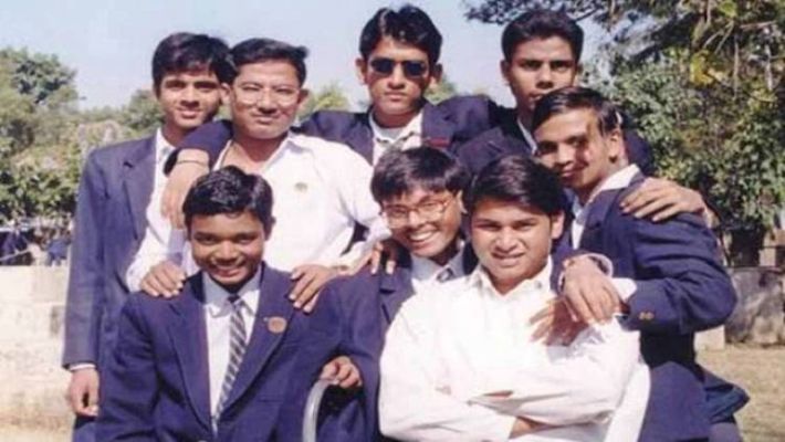 MS Dhoni's childhood friend said- Indian cricket's Kohinoor and friends'  friend is Mahi - The Indian Print | DailyHunt