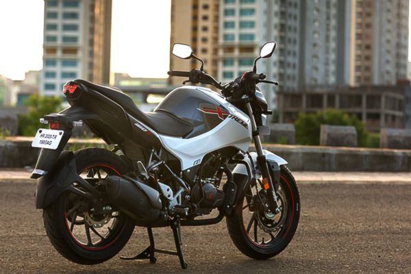 Hero Xtreme 160r Vs Tvs Apache Rtr 160 4v Bs6 Image Comparison Bike Dekho Dailyhunt