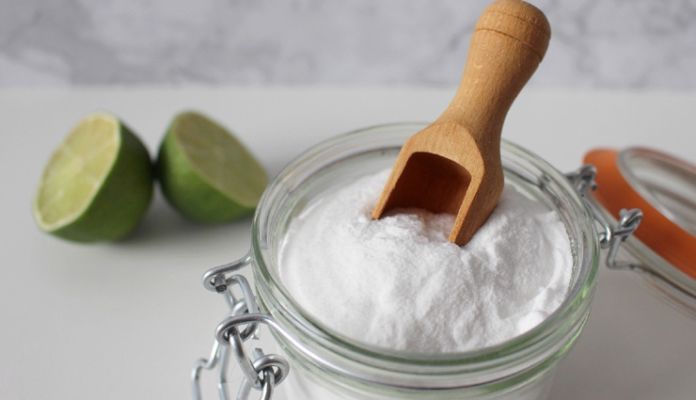 d8d598e5fc675467de69efdf9d57d68a12da2fe35acd39bbe372f3a903924e9d 6 Baking Soda Face Packs To Treat All Skin Problems - Lifeberrys English | DailyHunt