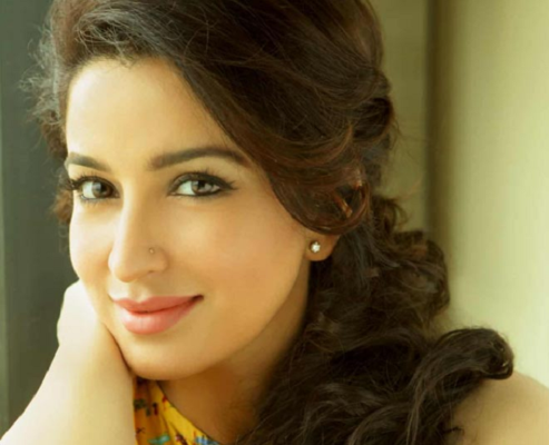 Birthday Special This Secret Is Of Beautiful Skin Of Actress Tisca Chopra Know What Is Her Choice In The Matter Of Fashion News Crab Dailyhunt beautiful skin of actress tisca chopra