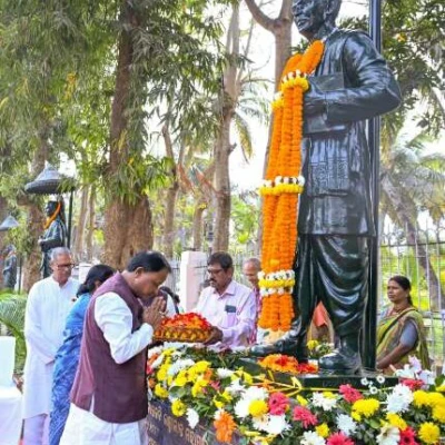 କାନ୍ତକବି ଲକ୍ଷ୍ମୀକାନ୍ତ ମହାପାତ୍ରଙ୍କ ଶ୍ରାଦ୍ଧ ଦିବସରେ ଶ୍ରଦ୍ଧା ସୁମନ ଅର୍ପଣ