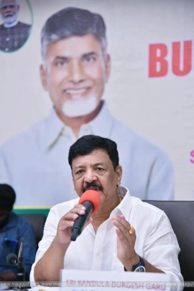 పత్రికా స్వేచ్ఛే ప్రజాస్వామ్యానికి ప్రాణవాయువు: మంత్రి కందుల దుర్గేష్