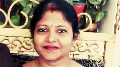 शिक्षिका नौकरी से बर्खास्त, तीन बच्चे होने के कारण गई नौकरी, सरकार से छिपाई थी जानकारी