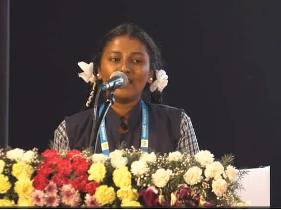 தர்மபுரி டூ தைவான்; கல்வி எனும் ஆயுதம்தான் காரணம்- அரசுப்பள்ளி மாணவி அசத்தல் பேச்சு!