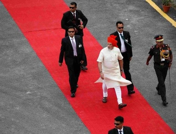 प्रधानमंत्री के बॉडीगार्ड काला चश्मा क्यों पहनते हैं, जानें क्या हैं ये राज!