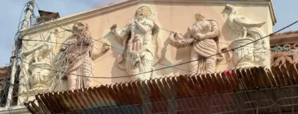 Hindu Deities Idols on Historical Building Vandalised in Karachi (Pakistan)