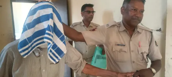 Sexually Assaulting MBA Student: ଏମ୍‌ବିଏ ଛାତ୍ରୀଙ୍କୁ ଦୁଷ୍କର୍ମ: ବର୍ଷୀୟ ଦୋକାନୀ ଗିରଫ