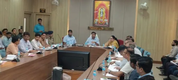 मंडलायुक्त की अध्यक्षता में उद्योग बंधुओं के साथ अहम बैठक, टीडीएस के साथ बिजली-पानी, इंफ्रास्ट्रक्चर और मूलभूत सुविधाओं के उठे मुद्दे.