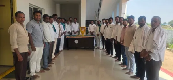 ఎమ్మెల్యే క్యాంపు కార్యాలయంలో రాజీవ్ గాంధీ వర్ధంతి వేడుకలు