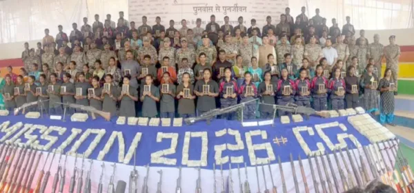 ୧୦୮ ନକ୍ସଲ ମୁଖ୍ୟସ୍ରୋତରେ ସାମିଲ; ସାଢେ଼ ତିନିକୋଟି ମୁଣ୍ଡ ଜାମିନ