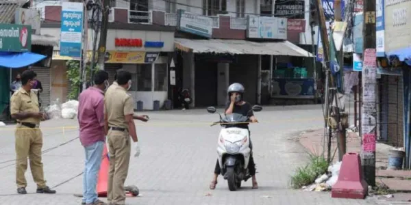 സംസ്ഥാനത്തെ 2 പ്രദേശങ്ങളെ കൂടി ഇന്ന് ഹോട്ട്സ്പോട്ടായി പ്രഖ്യാപിച്ചു