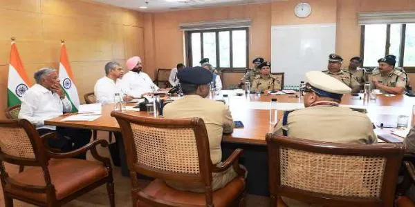 ریلوے مسافروں کو چوکس رہنےکی تاکید ، مشکوک سرگرمیوں کی اطلاع 139 پردیں: ریلوے