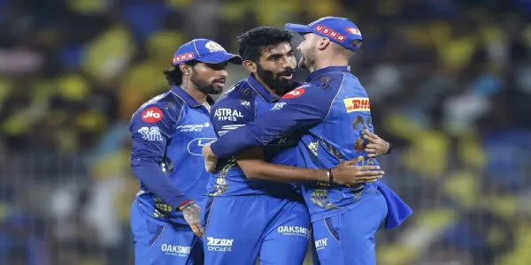 সোমবার আইপিএলে পয়েন্ট টেবিলের দুটি নিচের দল মুম্বই ও লখনউ মুখোমুখি হবে