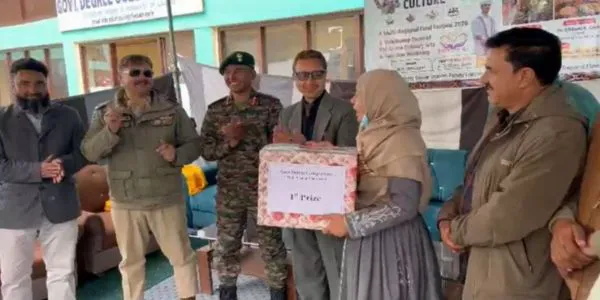ڈپٹی کمشنر دراس نے ڈگری کالج کی ایک عمارت کا سنگ بنیاد رکھا