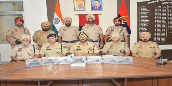 Amritsar Police arrested Four accused with Seven Sophisticated Pistols