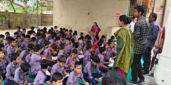 નંદાસણમાં રોડ સેફ્ટી અભિયાન: શાળા અને બસ સ્ટેન્ડ પર જાગૃતિ કાર્યક્રમ