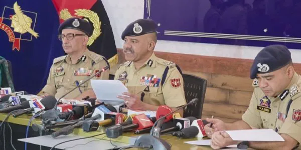 پاکستانی دہشت گردی، منشیات کی تجارت سب سے بڑے خطرات۔۔۔ ڈی جی پی