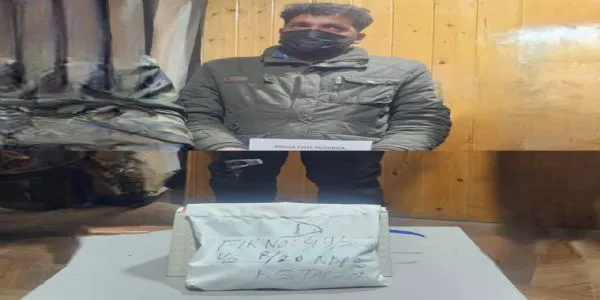 سوپور پولیس نے منشیات فروش کو گرفتار کیا