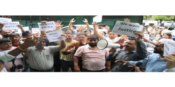 Health employees' strike enters day 4, patient care hit across J&K