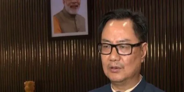 প্রত্যেক দরিদ্র মুসলমান হজ করতে চায়, এজন্য সরকার দিনরাত কাজ করছে : কিরেন রিজিজু