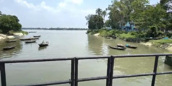 বর্ষার আগে পূজালির লকগেট ও নিকাশি ব্যবস্থা পরিদর্শনে মন্ত্রী অগ্নিমিত্রা পাল