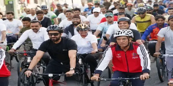 سابرمتی ریور فرنٹ پر فٹنس اور کھیلوں کی ثقافت کے جشن میں ہزاروں افراد کی شرکت