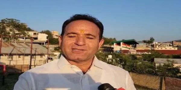 سرکاری و جنگلاتی اراضی پر قبضہ کرنے والے کسی ایک برادری یا مذہب سے تعلق نہیں رکھتے ۔ سنیل شرما