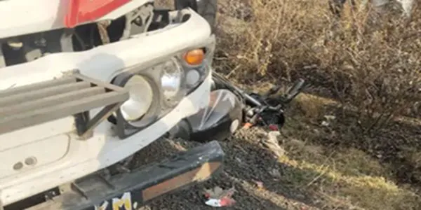 اندور: ایک تیز رفتار ٹینکر نے موٹر سائیکل کو ٹکر مار دی، ماں اور دو معصوم بچوں سمیت تین افراد ہلاک