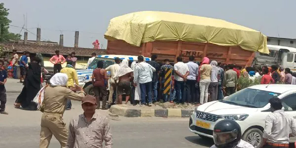 تیز رفتار ٹرک نے موٹر سائیکل پر سوار جوڑے کو روند ڈالا ، دونوں کی موقع پر ہی موت