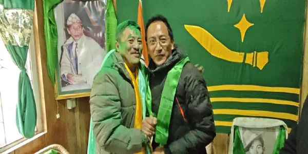दार्जिलिङका नवनिर्वाचित विधायक नोमन राईलाई गोरामुमो केन्द्रिय कार्यालयमा भव्य स्वागत