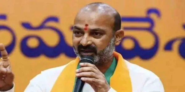 దేశం మొత్తం బీజేపీ వైపు చూస్తోంది: బండి సంజయ్