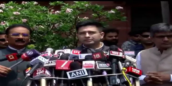 राष्ट्रपतिलाई भेटेपछि राघव चड्ढाले भने- पञ्जाब सरकारले बदलाको भावनाले गरिरहेको छ कारबाही