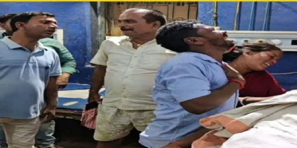 بائک کی سیدھی ٹکر میں ٹولہ سیوک کی موت، دو شدید طور سے زخمی