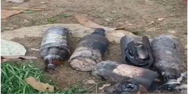 कांग्रेस उम्मेदवारको घरमा पेट्रोल बम प्रहार
