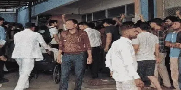 سوروپ رانی اسپتال میں ڈاکٹروں اور وکلا کے درمیان مارپیٹ