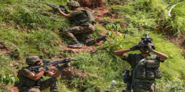پونچھ میں مشتبہ دہشت گردوں کی موجودگی کے بعد تلاشی کارروائی شروع