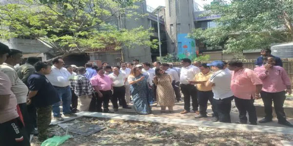 Deputy Mayor Dr. Monica Pant Conducts Surprise Inspection at DDA Market, Karkardooma