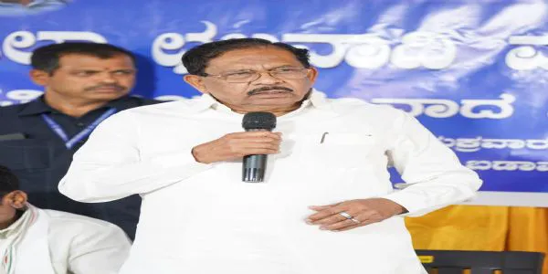 ದಾವಣಗೆರೆ ದಕ್ಷಿಣ ಉಪಚುನಾವಣೆ : ಕಾಂಗ್ರೆಸ್ ಅಭ್ಯರ್ಥಿ ಪರ ಮತಯಾಚನೆ